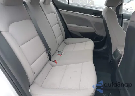 2019 Hyundai Elantra Sel z USA, uszkodzony, nr VIN 5NPD84LF6KH470489